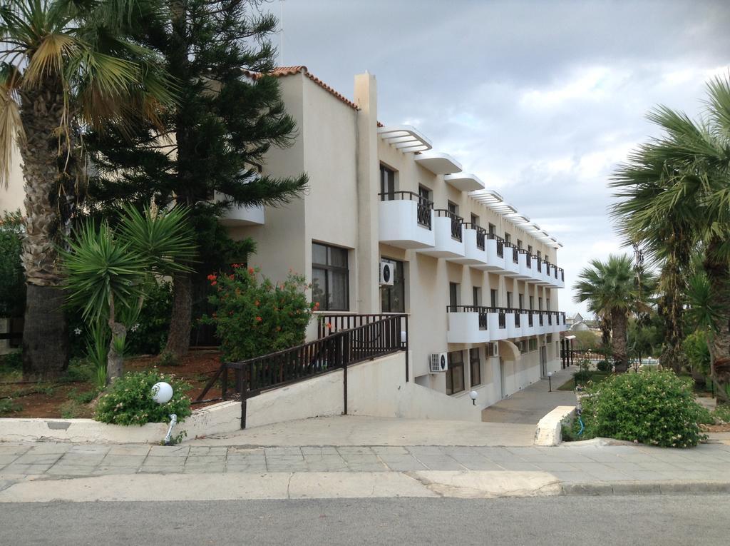 Harry'S Hotel بروتاراس المظهر الخارجي الصورة