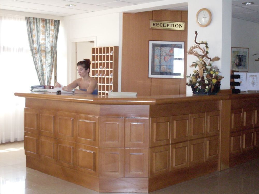 Harry'S Hotel بروتاراس المظهر الخارجي الصورة