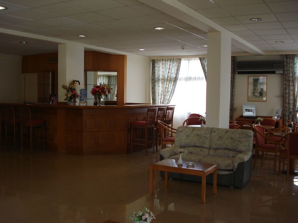 Harry'S Hotel بروتاراس المظهر الخارجي الصورة